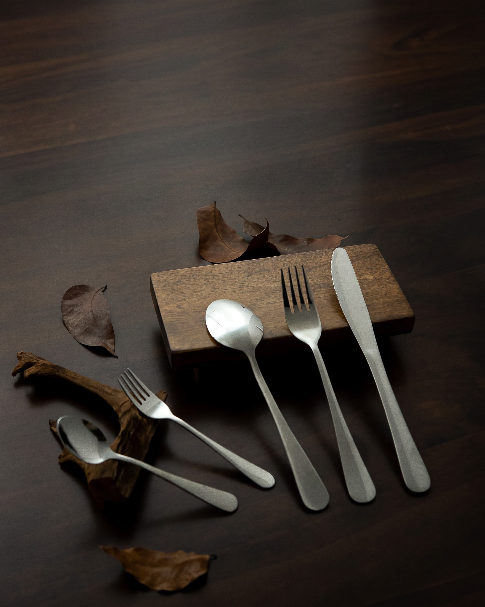 Arezzo Cutlery With Stand Set 24pcs