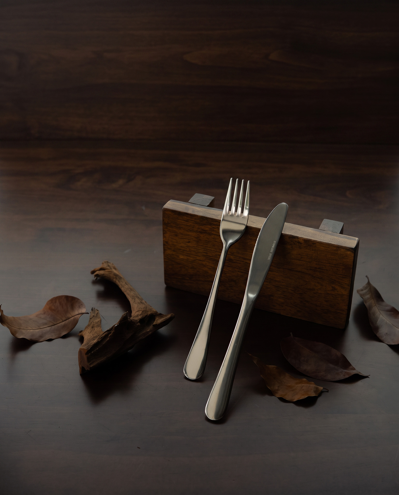 Arezzo Cutlery With Stand Set 24pcs