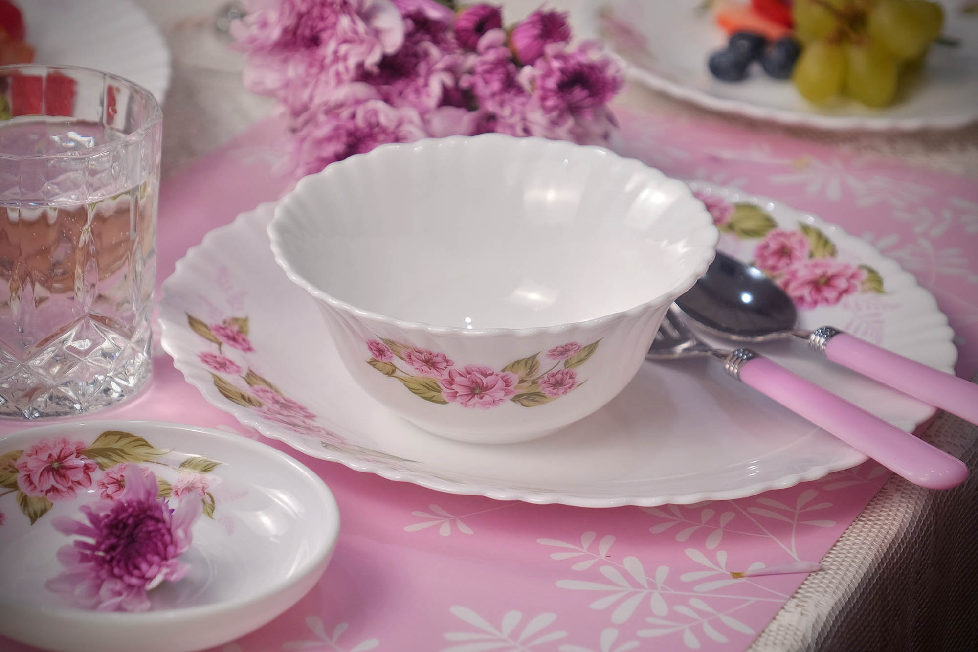Dinexe Opal Glass Dinnerware Set 24pcs - Wavy Camellia Bloom
