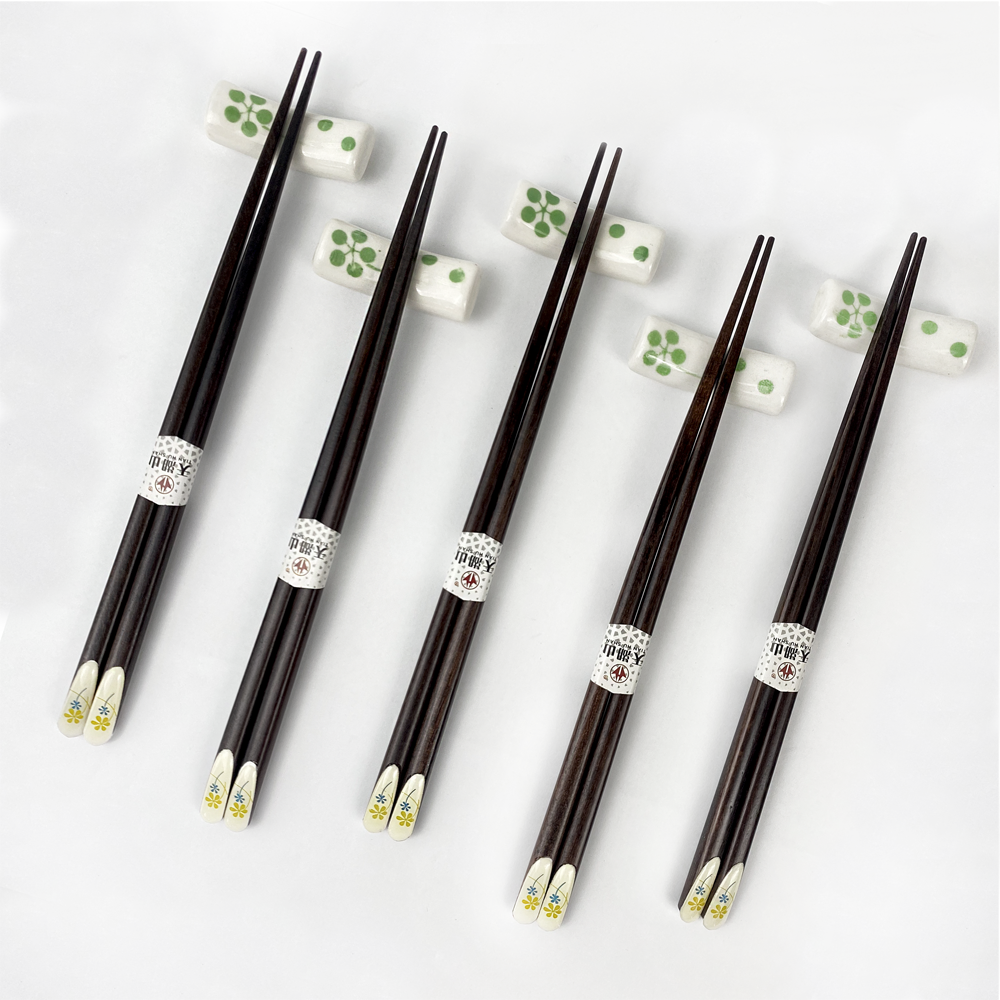 Harmonika Wooden Chopstick With Rest Set 5 Pairs - Tropical