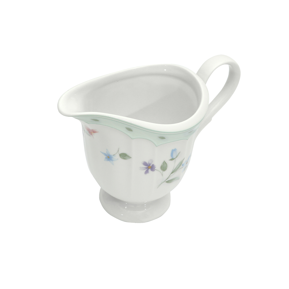 La Clarte En Rose Creamer