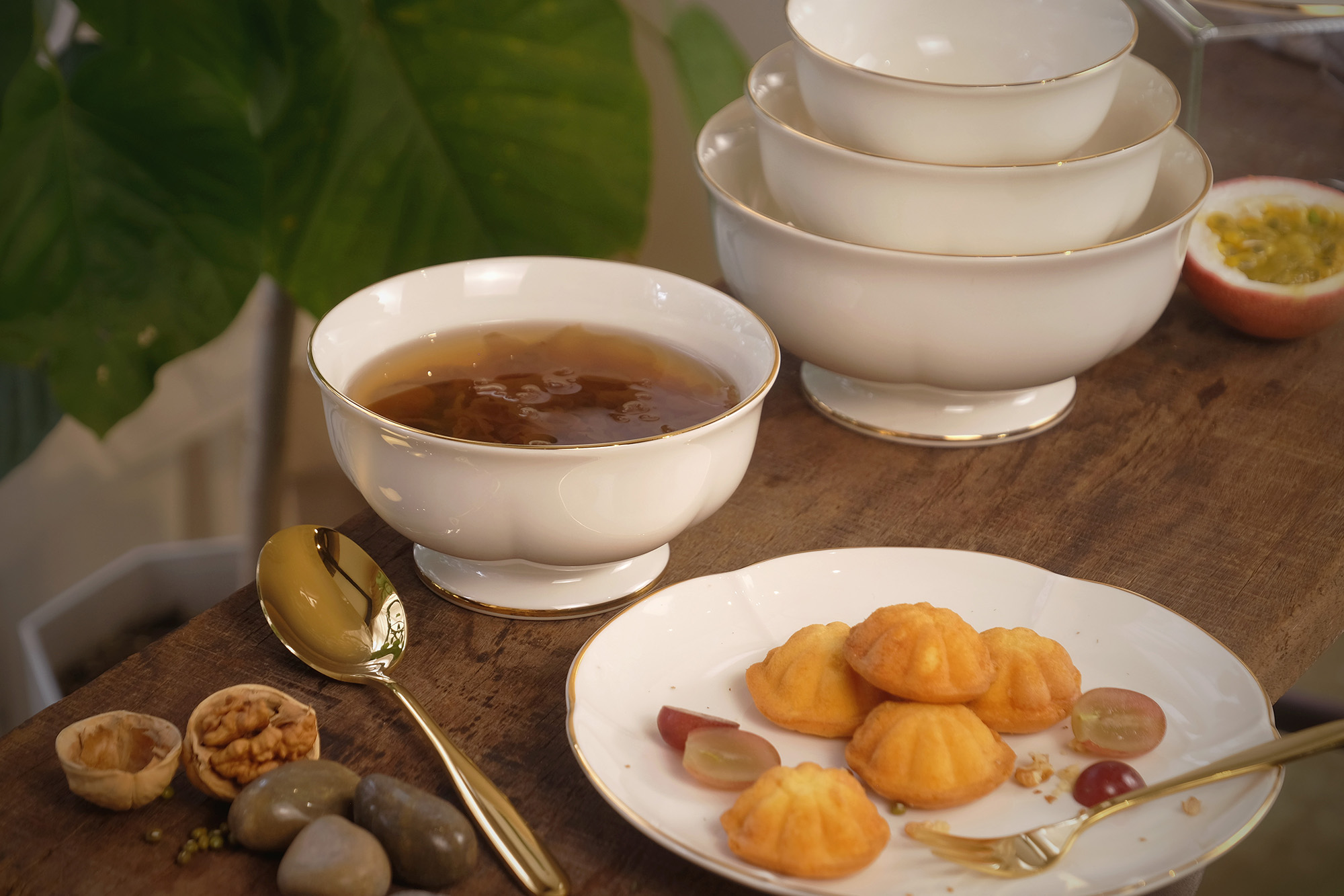 Bella Gold Dinnerware Set 18pcs