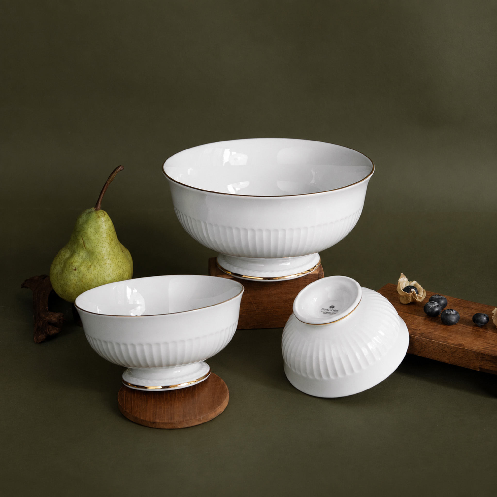 Athena Gold Footed Compote Bowl