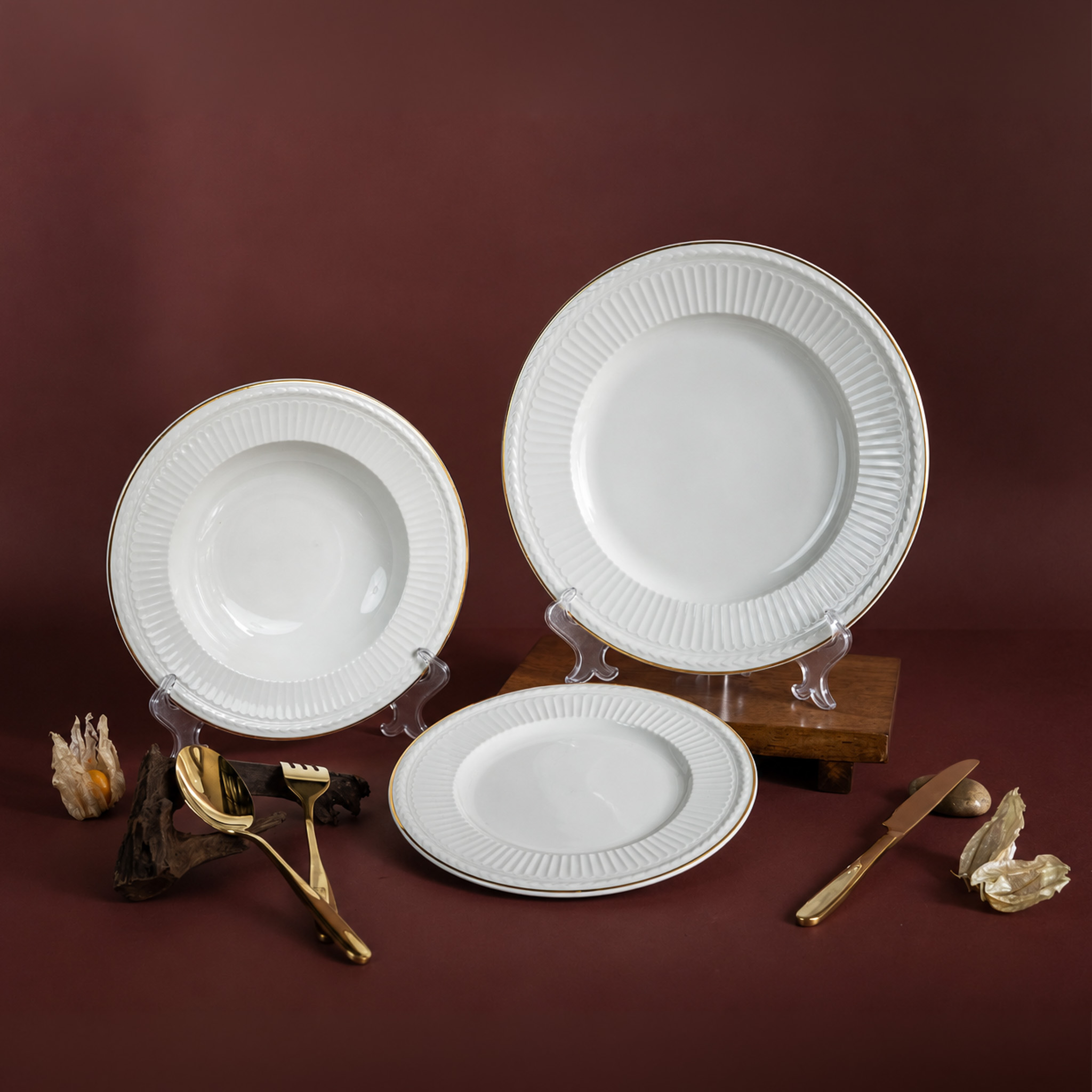 Athena Gold Dinnerware Set 18 Pcs